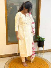 Khadi dots 630C
