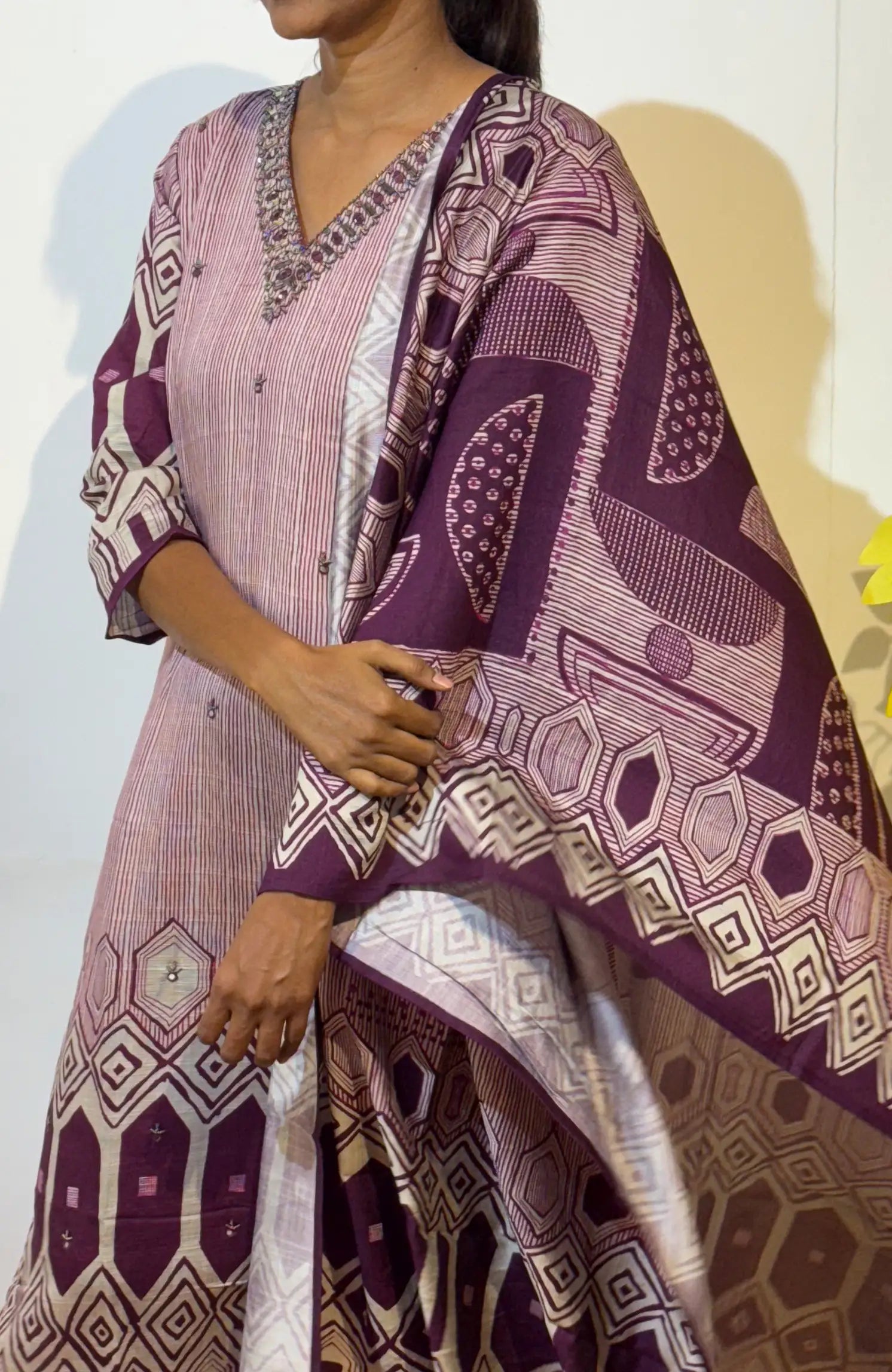 Geometric fantasy- Magenta 505B