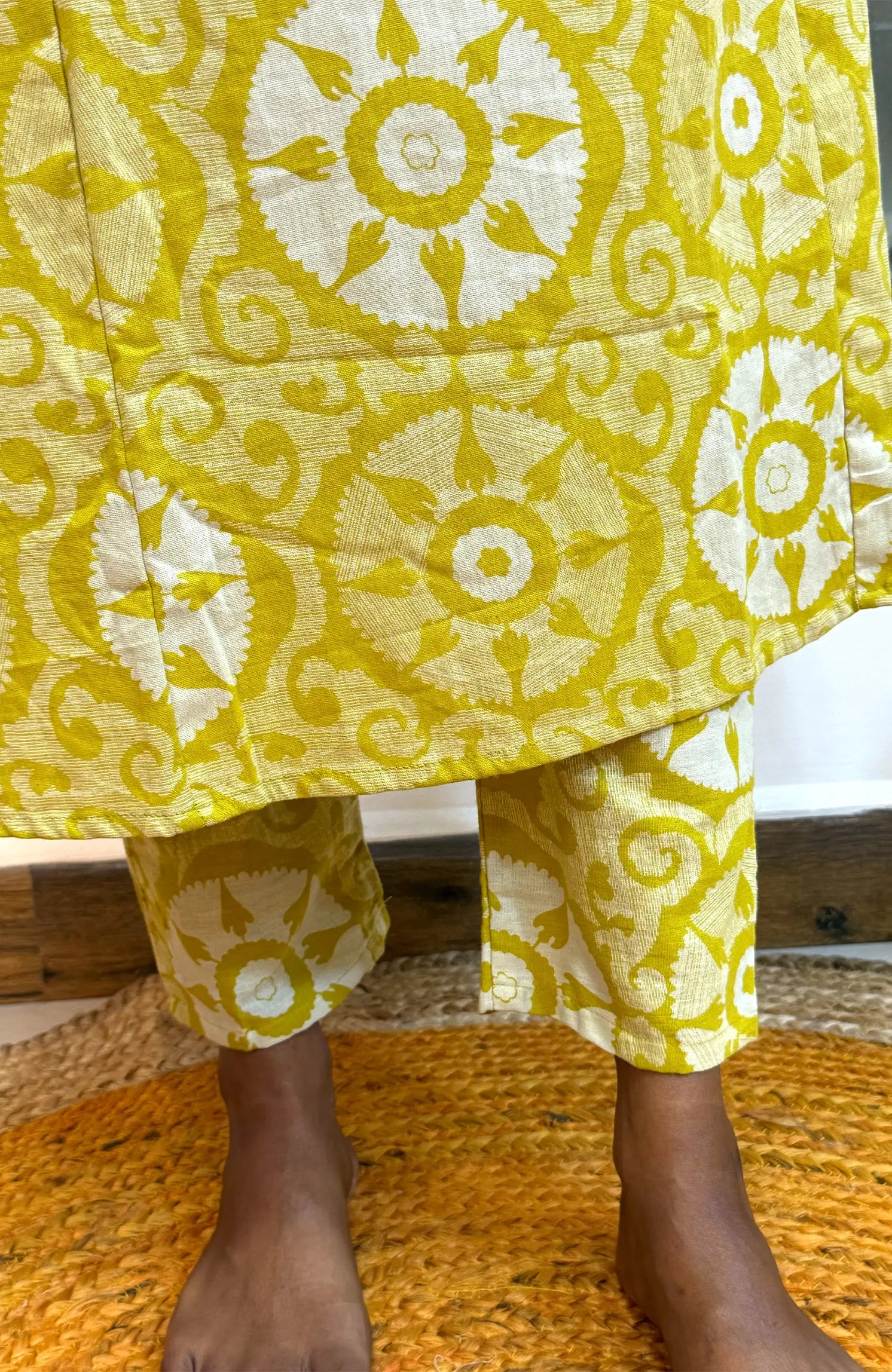 Ajrakh scene lime 524A