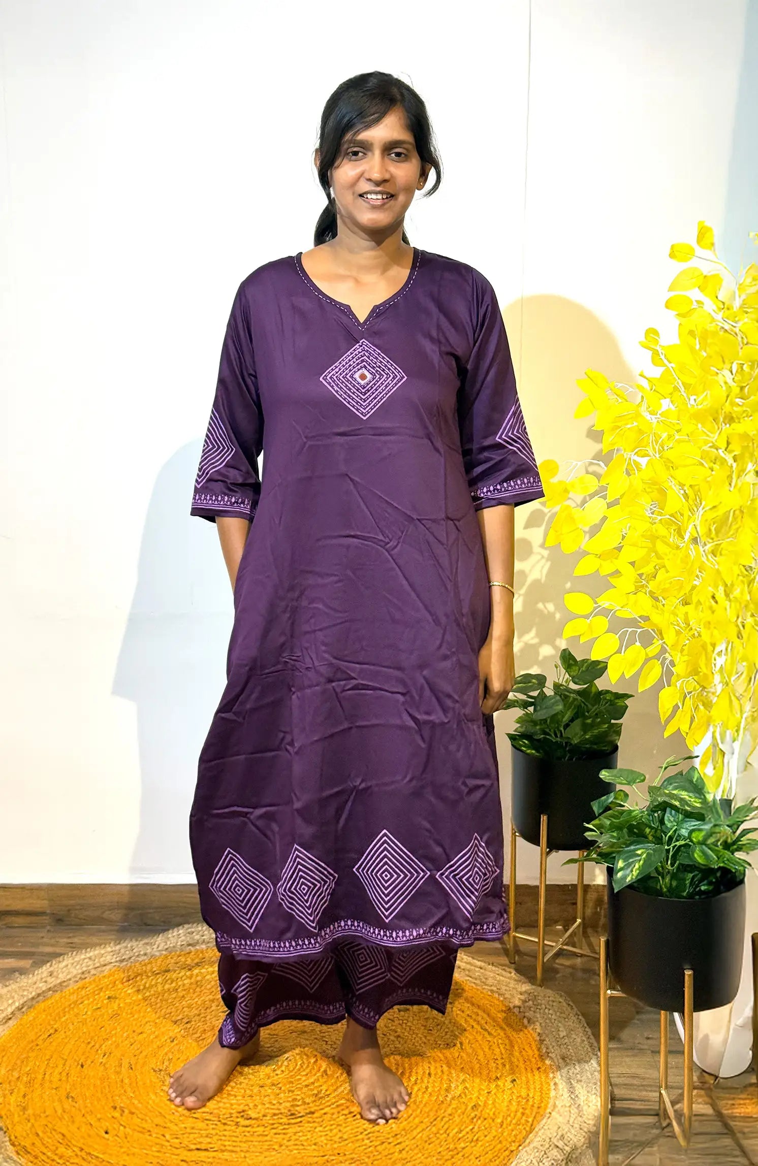 Solid in geometry- Violet 529B